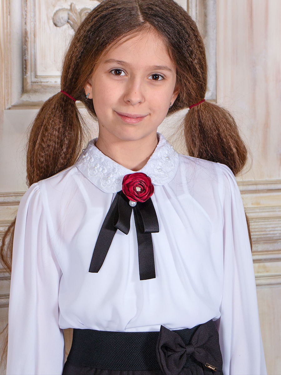 Блузка Соль&Перец длинный рукав с брошью